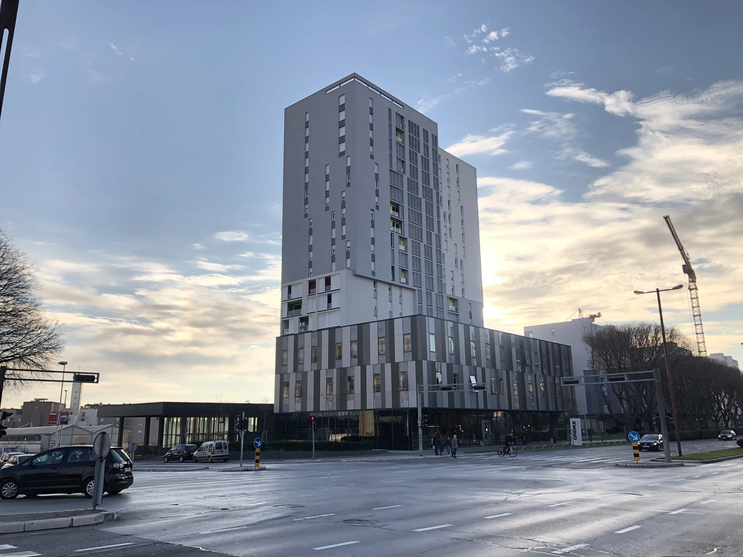 Stambeno-poslovna građevina trstenik 5 - split
